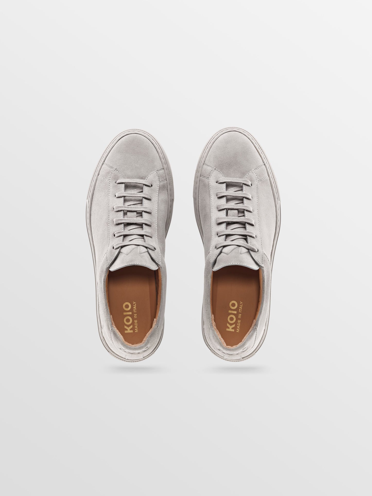 Natural rubber sneakers