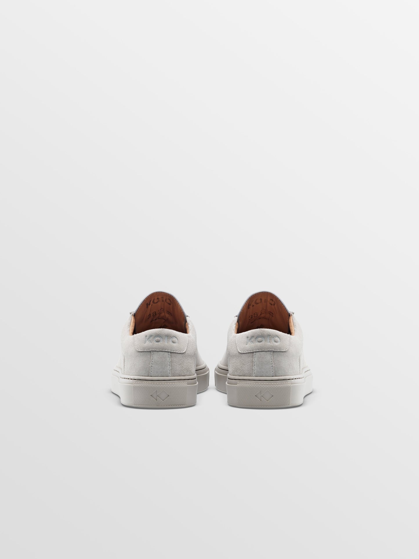 Natural rubber sneakers